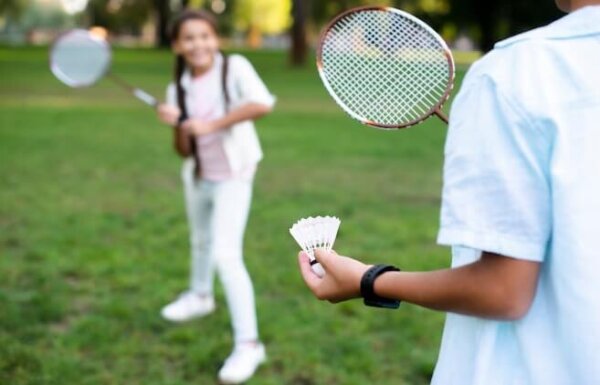 Badminton